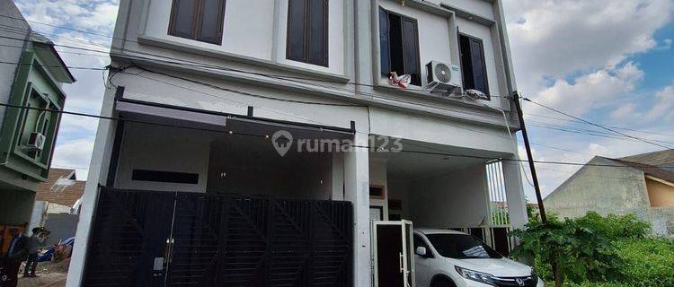 Rumah di Rungkut upn 2 Lantai SHM Baru Selatan 1