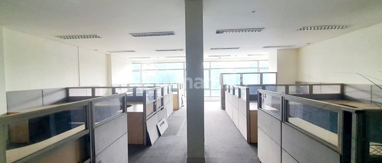 JOINED SHOPHOUSE NEAR PURI INDAH, HOOK, 590 M2, READY TO USE, NEAR HIGHWAY, STRATEGIC LOCATION. 1