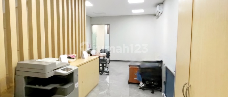 Shop House Near Puri Indah, Kembangan, Kebon Jeruk Toll Road, Neat, Affordable, Perfect for Office, Bank, Clinic, Spacious Parking 1