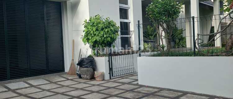 Disewakan Rmh Mewah Permata Hijau 1