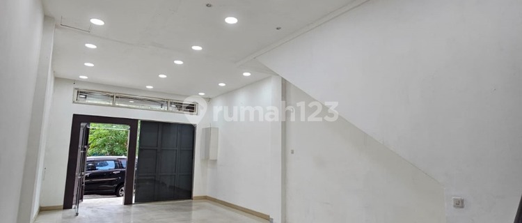 For Rent: Pluit 3.5-Story Shop House 1