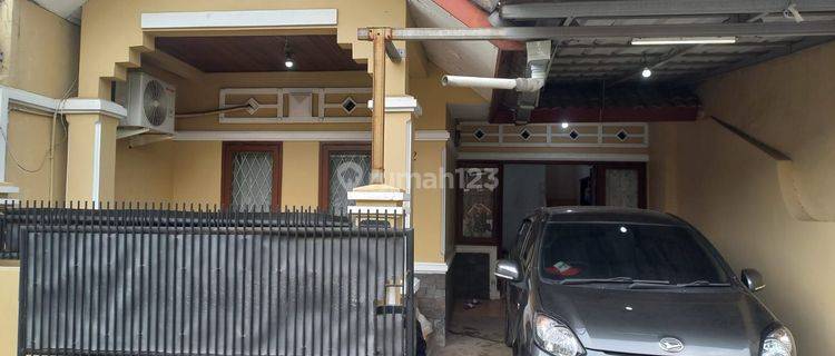 Dijual Cepat Rumah 2 Lantai Di Kopo Dekat TKI 1