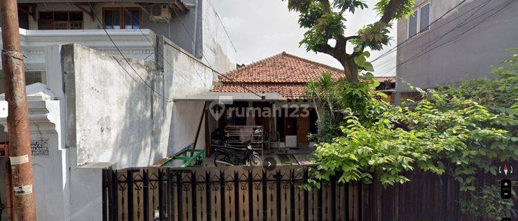 Rumah Bagus Unfurnished SHM di Rumah Terawat Dan Rapih Jl. Adam, Kebon Jeruk, Jakarta Barat 11540, Jakarta Barat 1