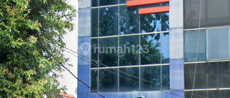 VERY STRATEGIC. SHOPHOUSE IN FRONT OF RAWAMANGUN TERMINAL. Jl. Perserikatan No. 4.D. RT.004 RW.07, Rawamangun Village, Pulo Gadung Sub-district, East Jakarta, Rawamangun. 1