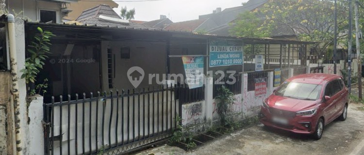 Auto Profit Old House Hook. Prime Location. Land Suitable for Building 2 Houses. Jl. Kayu Putih Utara Vi A No. 12, Pulogadung, Pulogadung, East Jakarta. 1