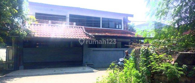 Rumah 2 Lantai 1