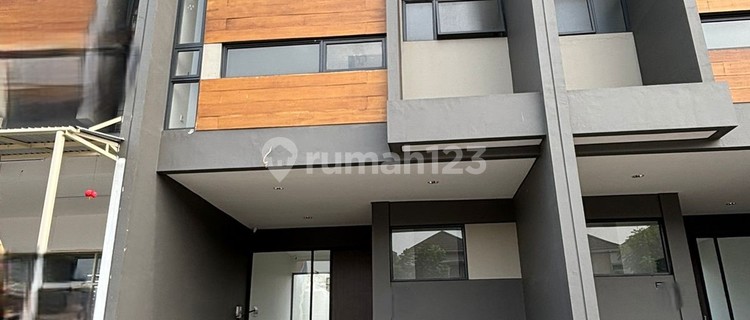 For Rent Boulevard Shop House Grand Wisata Garden House Ready to Use Free Parking Only 1 Km From Tambun Toll Gate Grand Wisata Bekasi 1