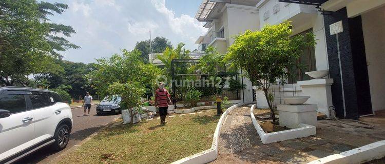 Disewakan Rumah Grandwisata 2 Lantai View Taman,  10 Kamar Tidur Akses Langsung Tol Tambun Grandwisata Bekasi 1