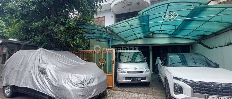 Dijual Rumah 2 Lantai 10 Kamar Bisa Dijadikan Kost  700 m Dari RS Harapan Kita Tomang , Jakarta Barat 1