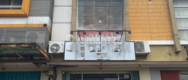 For Rent Celebration Town 2-Story Shop House, Ready to Use, Area 144M2, 24-Hour Security, Spacious Parking, Suitable for, Office, Clinic, Pharmacy, Salon, Culinary, Direct Access to Tambun Toll Road Grand Wisata Bekasi 1