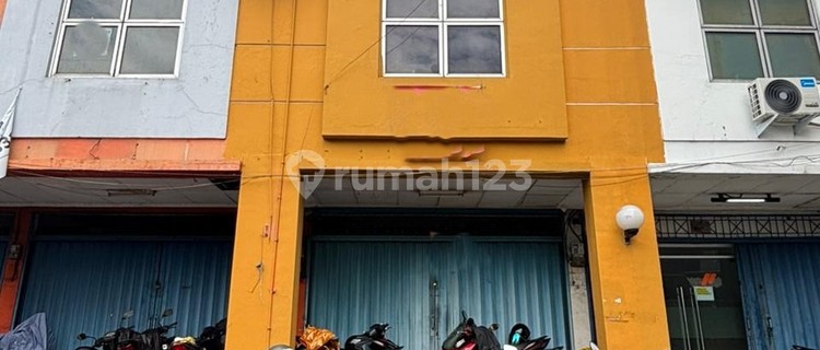 For Rent Kalimas 2 Commercial Shop House, Area 120M2, 2.5 Story Building, 24-Hour Security, Flood-Free, Spacious Parking, 3Km to Cibitung Toll Road and East Bekasi Toll Road, Bekasi. 1