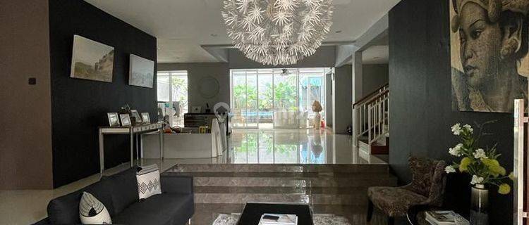 Rumah Mewah Cantik Kolam Renang di Bintaro Jaya Sektor 9 1