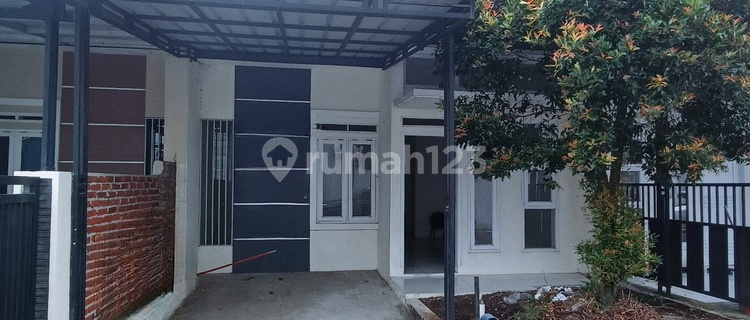 RUMAH DALAM KOMPLEK DI KOTA TASIKMALAYA JAWA BARAT 1
