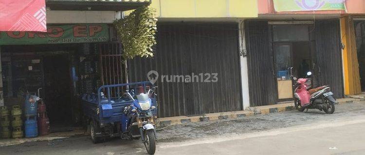 Ruko 2 Lantai Jaticempaka Jatiwaringin Bekasi  1