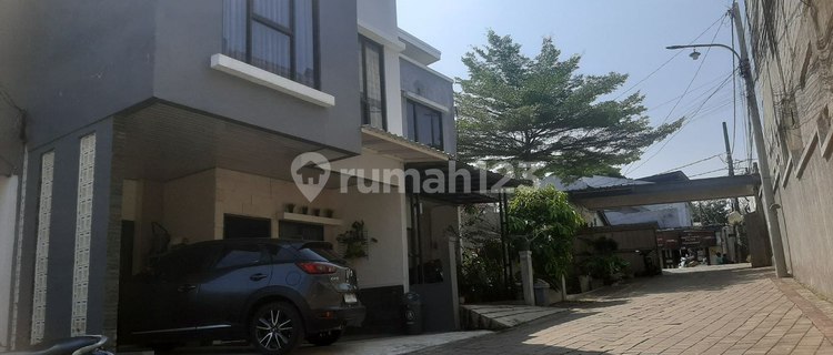 2-Story House in the Kemangsari Cluster, Bekasi 1