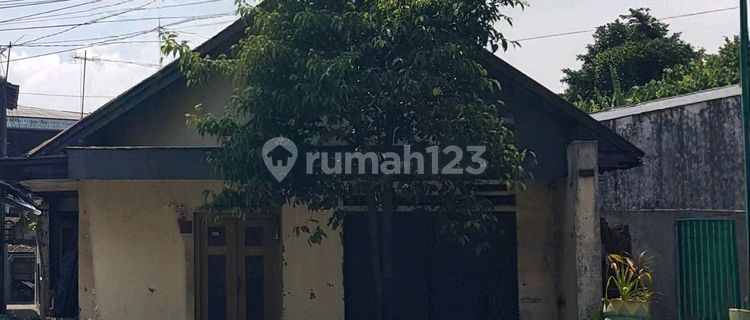 Dijual Rumah Pinggir Jalan Besar Di Jati Wetan Kudus  1