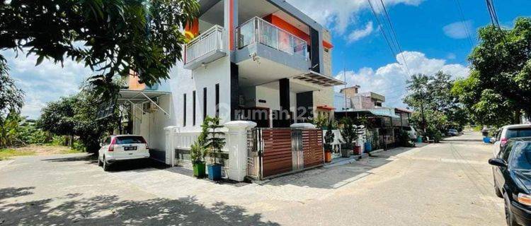 Rumah Hook 2 Lantai di Batam Nirwana Summer Coast Tiban Dijual 1