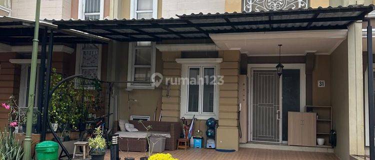 Rumah 2 Lantai Sudah Renovasi Furnished di Jl Samara Village , Tangerang 1