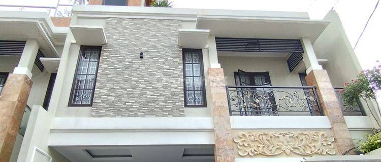 Town House Di Kebagusan, Jakarta Selatan 1