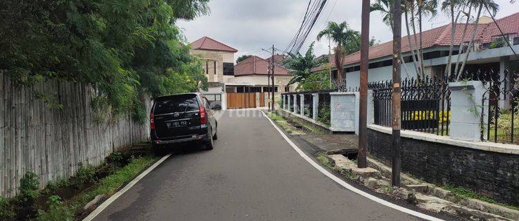 RUMAH DI DALAM KOMPLEKS, LOKASI STRATEGIS DI DAERAH RAWAMANGUN 1