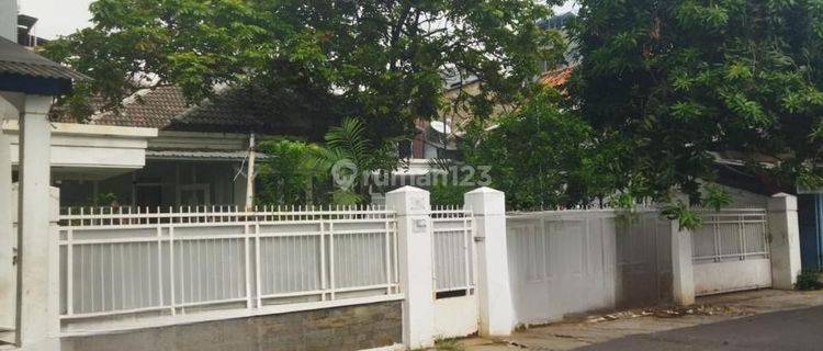 Dijual Rumah Mangga Besar 744m2 Lokasi Bagus, 2 Lantai, Strategis, Kode Jv 1