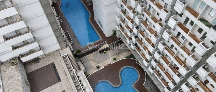 Apartment Type Studio, View Kolam Renang Dan Bukit Hambalang 1