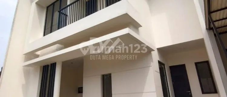 Ready to Live In, Neat, Well-Maintained, Secure House, Fortune Graharaya Bintaro Area 1