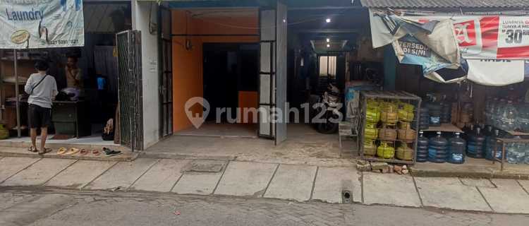 Kontrakan 7 pintu dan 2 kios Cikupa, Tangerang 1
