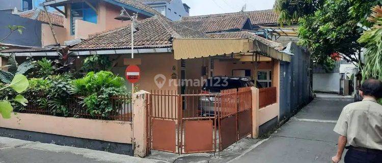 Rumah 1,5 Lantai di Pasteur Dkt Rs Hasan Sadikin Puskot 1