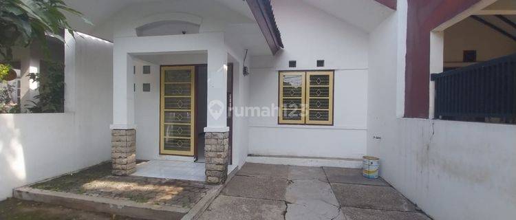 Rumah Full Renovasi 1 Lantai di Bumi Panyawangan Unit Depan 1