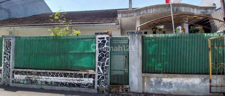 Rumah Mewah 1 Lantai di Margahayu Tahap Depan Kota Bandung 1