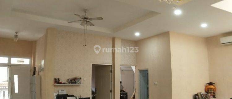 Turun Harga Rumah Konsep Modern 2.5 Lantai Kelapa Nias, Kelapa Gading 1