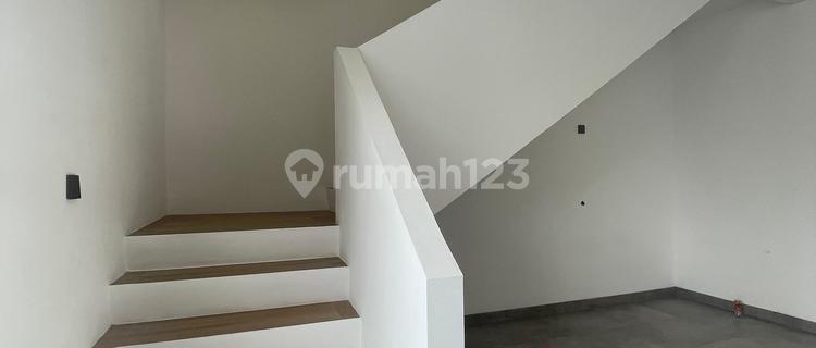 Nice 2-Story House in Cinere, Depok, Strategic Location 1