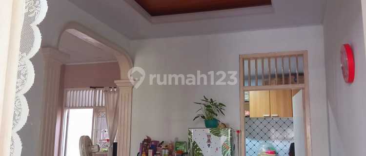 Rumah Dalam Komplek di Cinere, Depok, Lokasi Strategis 1