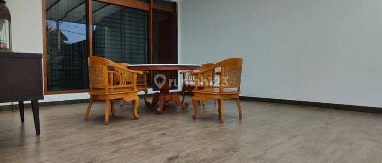 Rumah Semi Furnished di Setrasari Kulon Bandung 1