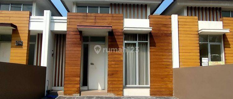 Rumah di sewakan habis renv  1