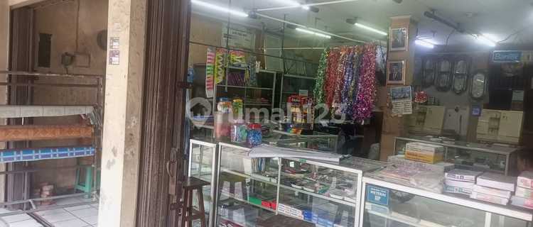 For Rent Shop House Near Curuq Market On Main Road. Bw 1