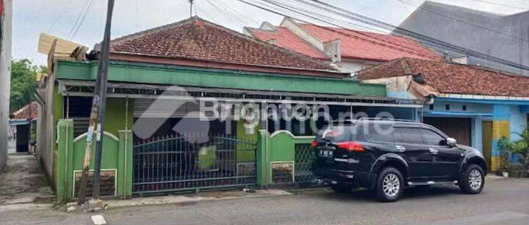 RUMAH BESAR TANAH LUAS SIAP PAKAI 1