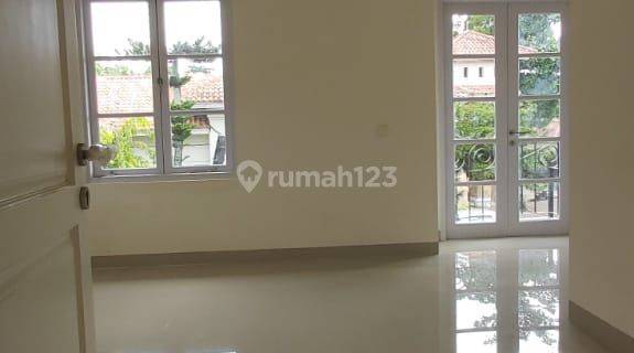 Rumah di Taman provence 2 Lantai Bagus hadap Timur 1