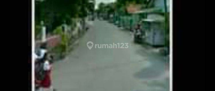 dijual Rumah di jl salam raya almadinah jakarta barat Butuh Renovasinya  1