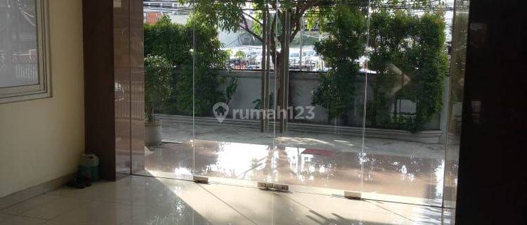 Gedung Kantor Brand New, SHM, Siap Pakai,  Strategis dan Premium di Cikini, Jakarta Pusat 1