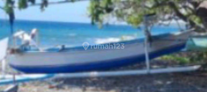 Beach Front Land + Villa For Sale In Tejakula, Buleleng 1