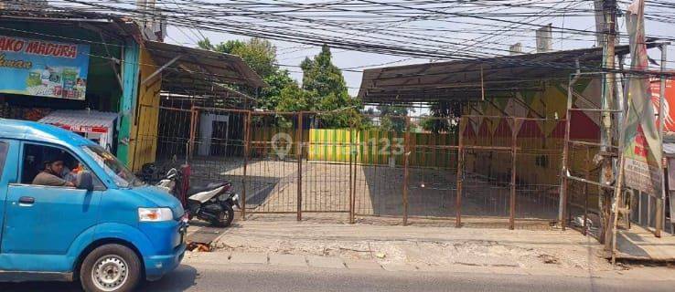 Disewakan Lahan Usaha Lokasi Ramai Strategis Pinggir Jalan Depok 1