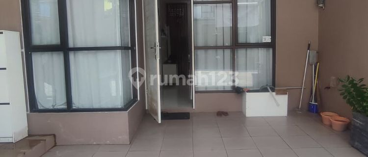 Dijual Rumah Full Furnished Ada Mezzanine Di Flora Aryana Karawaci Curug 1