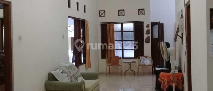 Di Sewakan Rumah Fully Furnished, 1 Lantai, Bagus Dalam Perumahan di Dekat Transmart Yogyakarta 1