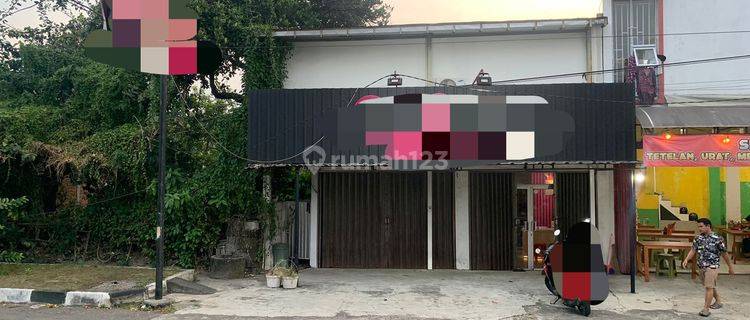 Dijual Ruko, Strategis, 2 Lantai Ex Bakery di Sleman Yogyakarta  1