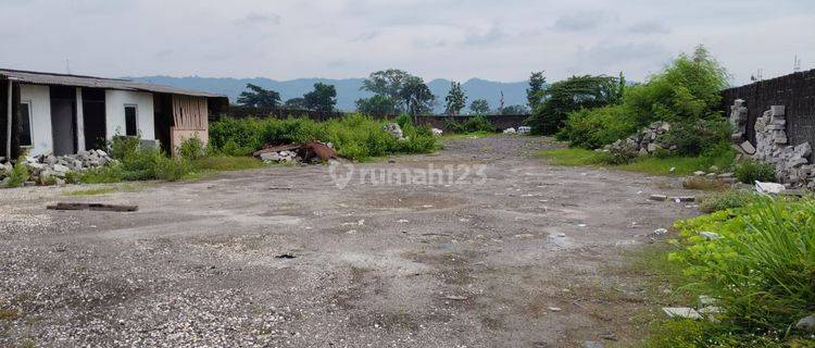 Disewakan Tanah, Mangku Jalan Utama, Strategis di Yogyakarta 1