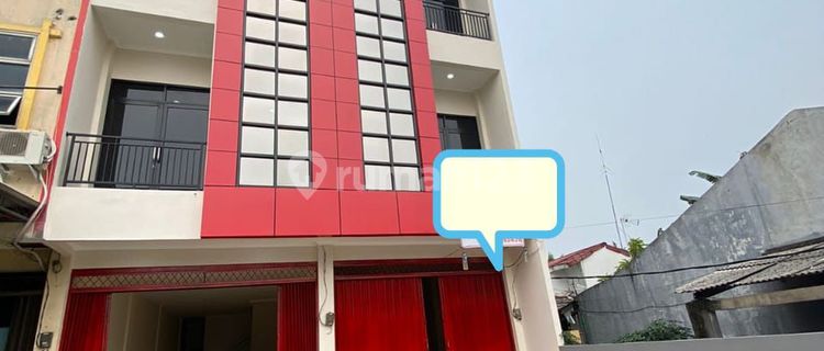 Shop House at Jatiasih Main Road, Bekasi, 152 m new SHM, 2 floors (2 units) 1