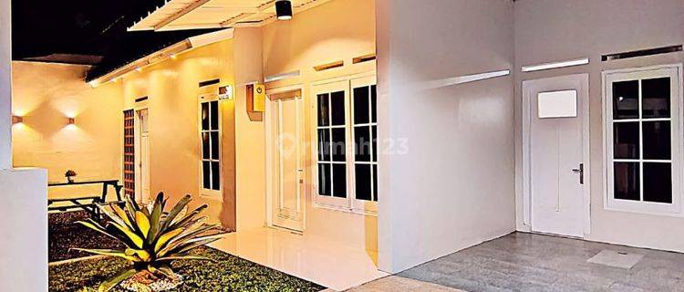 Rumah Cantik Minimalis Di Santosa Asih Sayap Margahayu 1