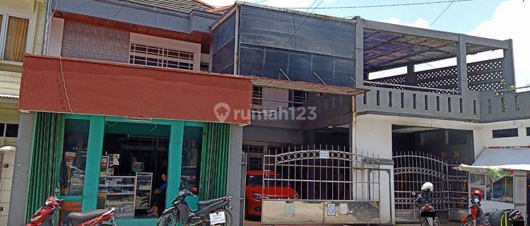 Rumah + Kost Tengah Kota Lokasi Strategis di Lengkong 1